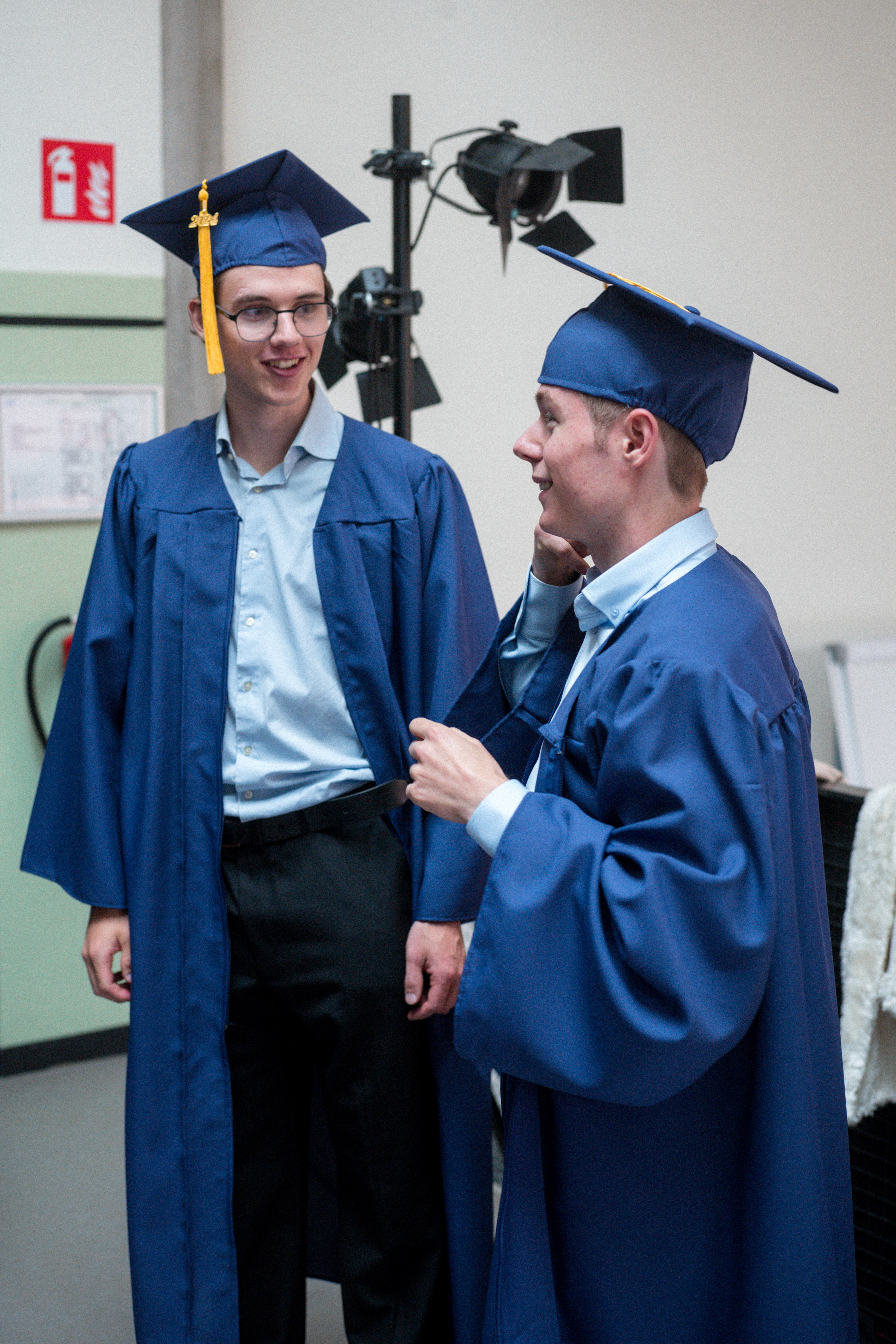 Teun van Rossum and Thijs Vogely in their graduation gown